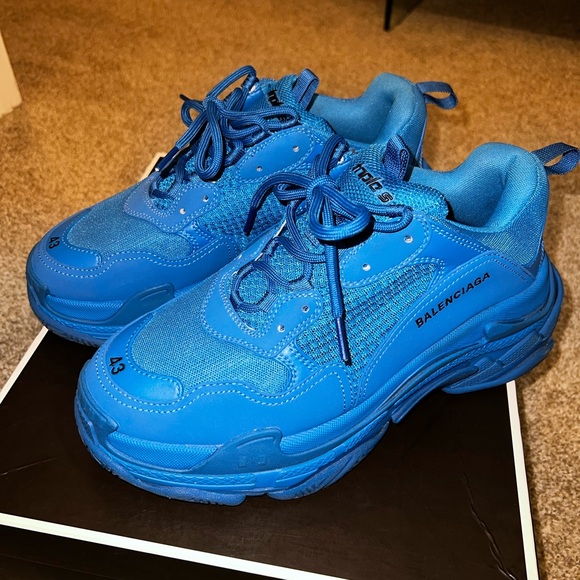 Blue Balenciaga triple S size 43 - Picture 4 of 5